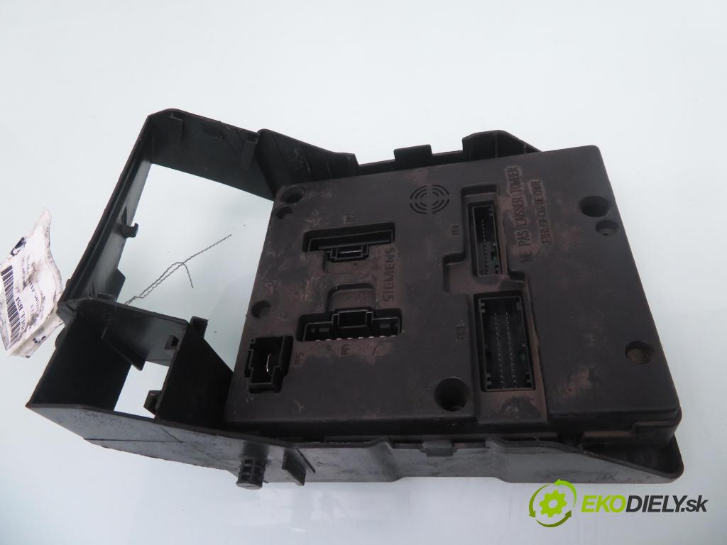 RENAULT SCENIC I (JA0/1_) MINIVAN 2002 75,00 1.9 dCi 102 - F9Q 732 1870,00 MODUL BSI 8200029342B ; S108502610G