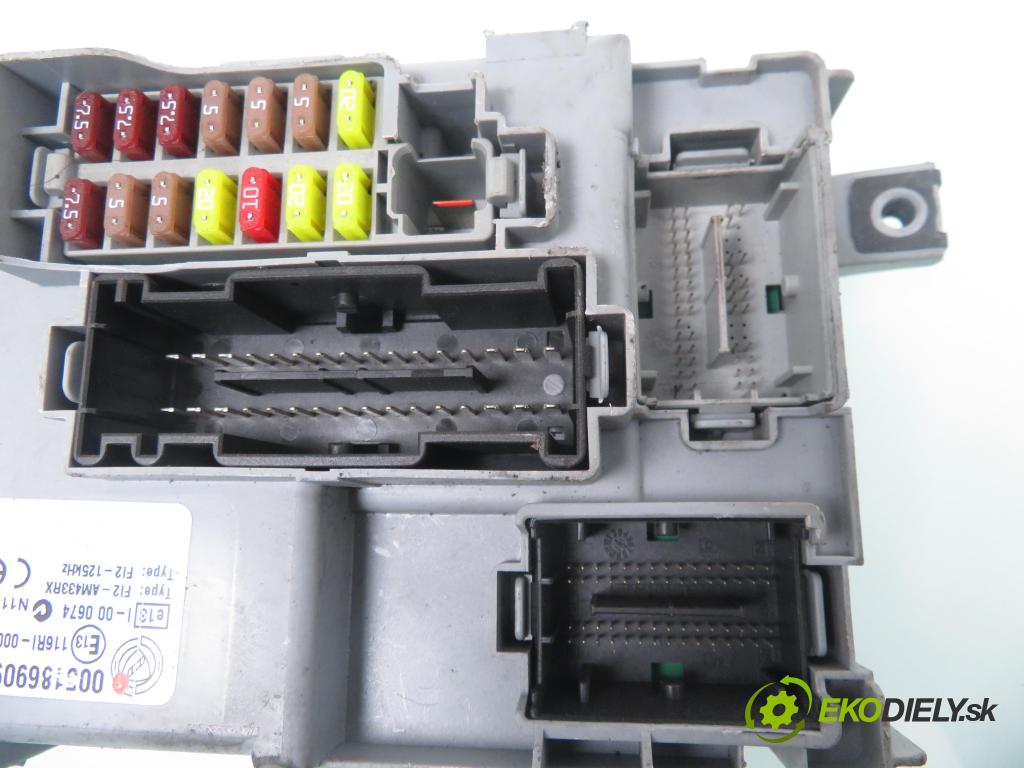 FIAT GRANDE PUNTO (199_) HB 2011 48,00 1.2 - 199 A4.000 1242,00 MODUL BSI 00518690940