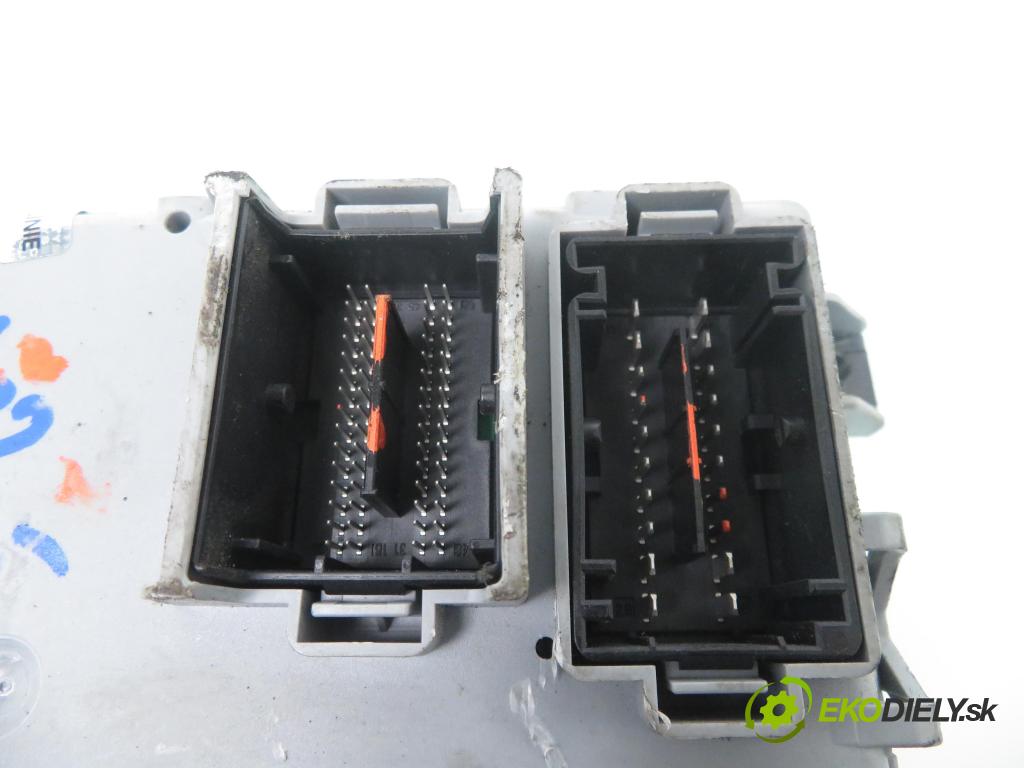 FIAT GRANDE PUNTO (199_) HB 2011 48,00 1.2 - 199 A4.000 1242,00 MODUL BSI 00518690940