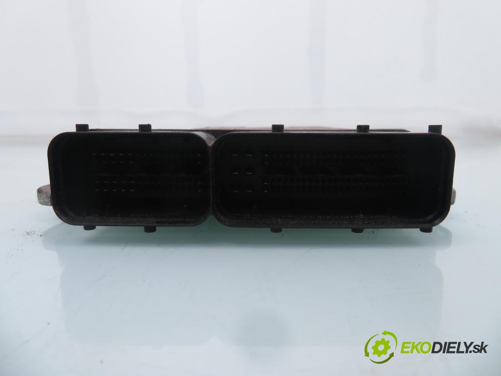 SEAT ALTEA (5P1) MINIVAN 2004 77,00 1.9 TDI - BKC 1896,00 Riadiaca jednotka Motor 03G906016DG ; 0281011885