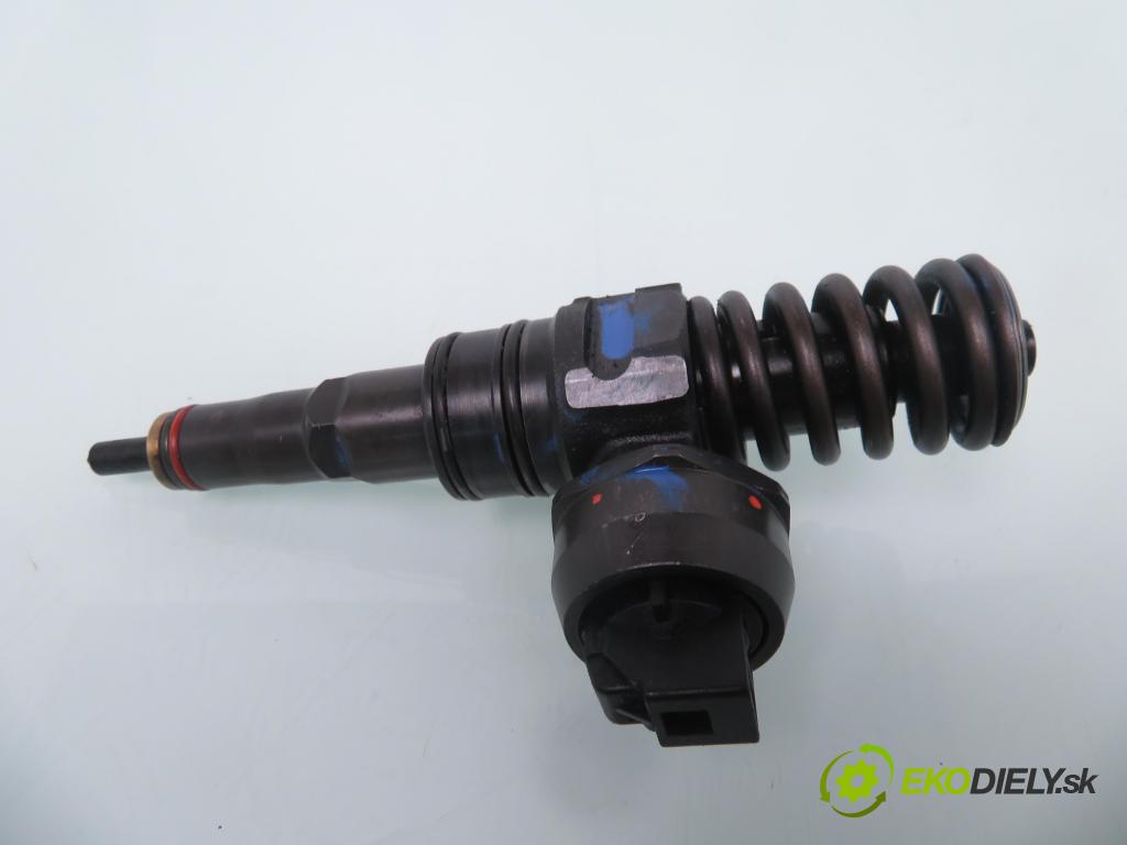 SEAT ALTEA (5P1) MINIVAN 2004 77,00 1.9 TDI - BKC 1896,00 Vstrekovač 038130073BA ; 0414720215 (Vstrekovače)