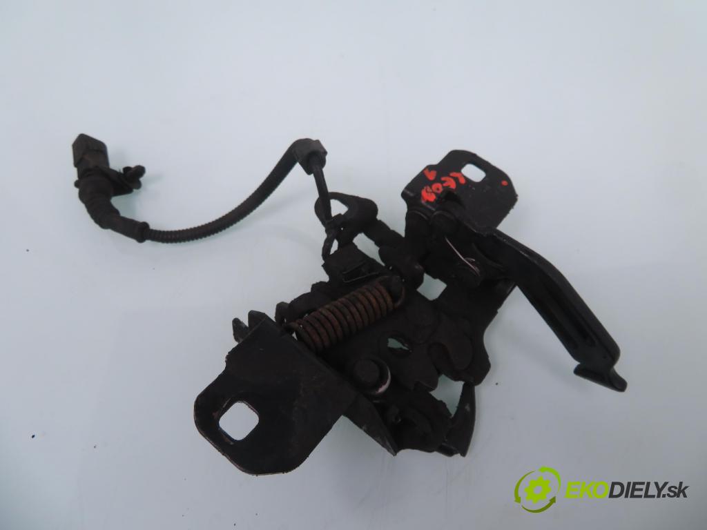 SEAT LEON (1M1) HB 2003 81,00 1.9 TDI 110 - ASV 1896,00 zámok kapoty 1M0823503JK
