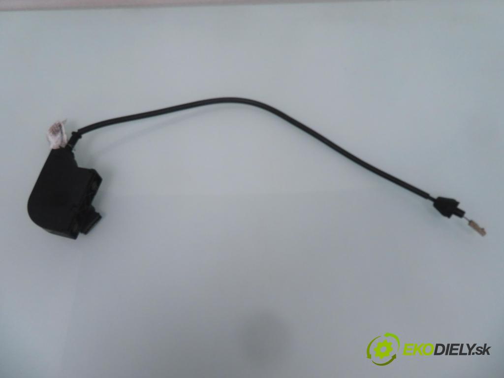 RENAULT SCENIC I (JA0/1_) MINIVAN 2002 75,00 1.9 dCi 102 - F9Q 732 1870,00 Potenciometer plynu 7700431918 (Pedále)