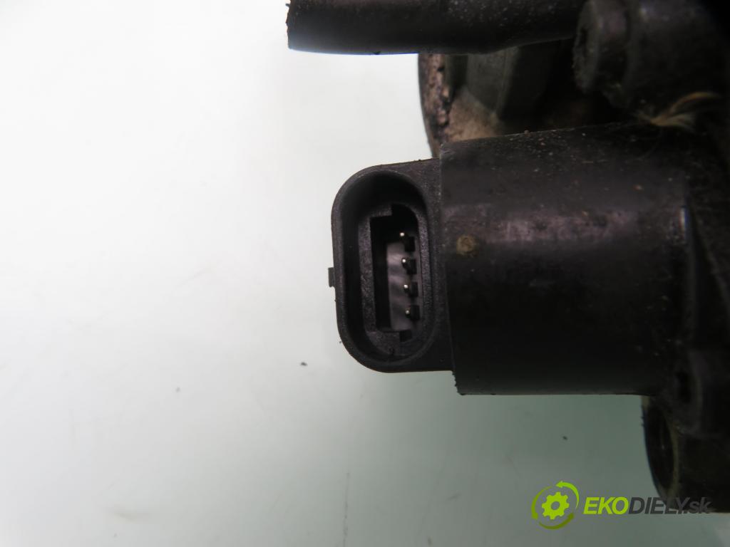 OPEL CORSA B (S93) HB 1996 44,00 1.4 i - C 14 NZ 1389,00 Vstrek 17090049