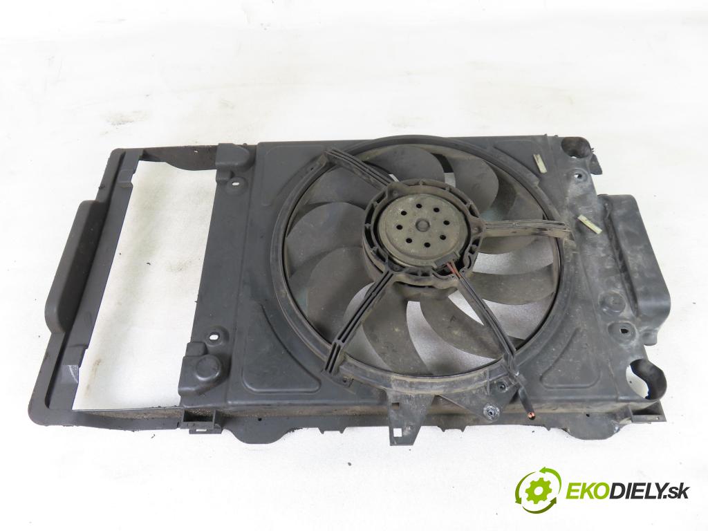 AUDI A2 (8Z0) HB 2000 55,00 1.4 - AUA 1390,00 Ventilátor chladič vody 8Z0121207B