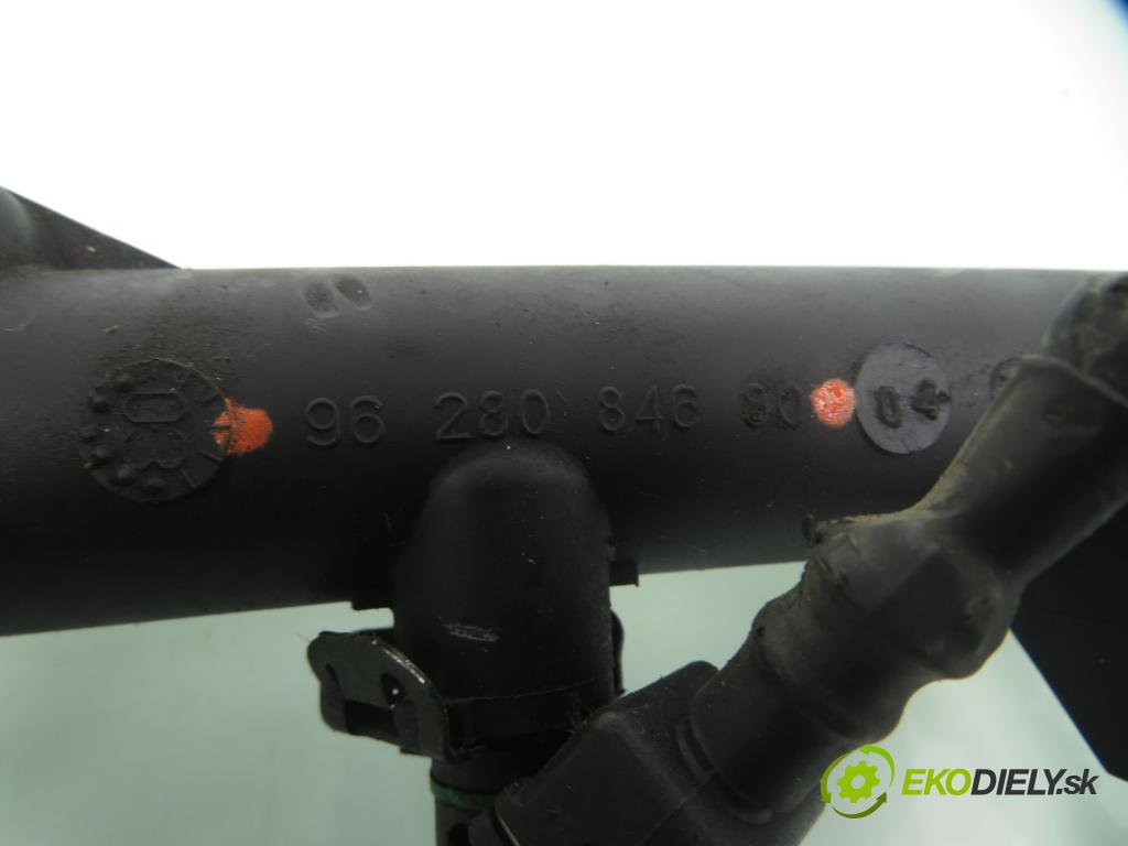 CITROEN C5 I (DC_) LIFTBACK 2003 85,00 1.8 16V (DC6FZB, DC6FZE) - 6FZ (EW7J4) 1749,00 Lišta vstrekovacia 9628084680 ; 01F005A (Vstrekovacie lišty)