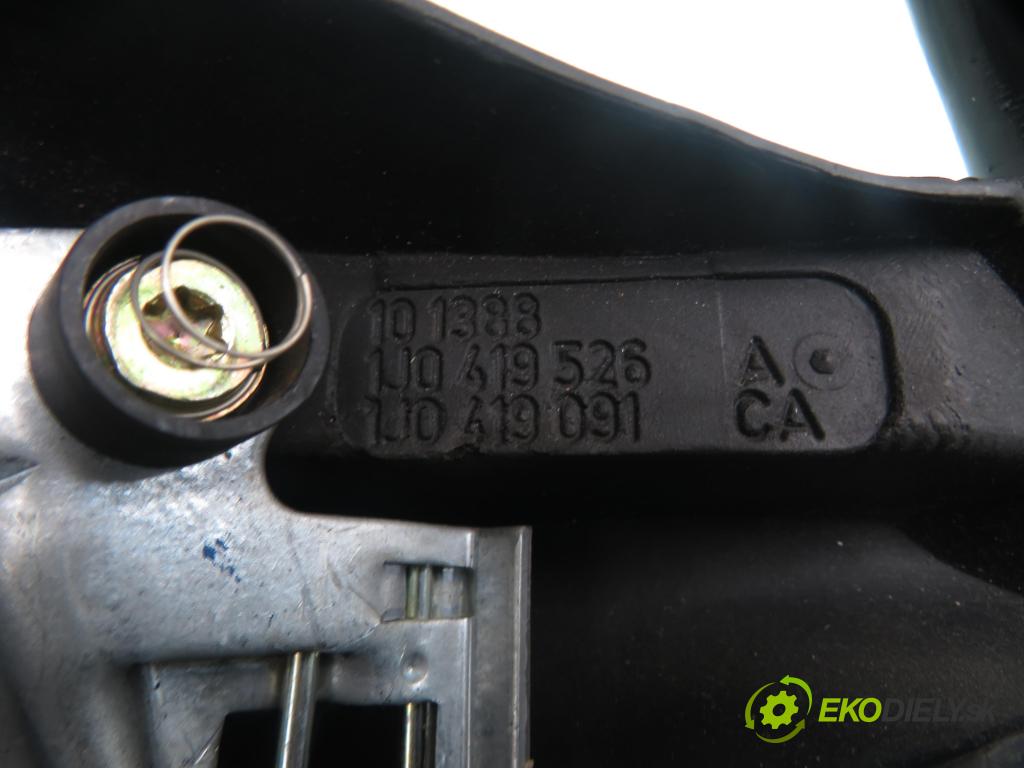 VW BORA (1J2) SEDAN 2001 85,00 2 - AZJ 1984,00 Volant 1J0419526A ; 1J0419091CA ; 1J0419526D (Volanty)