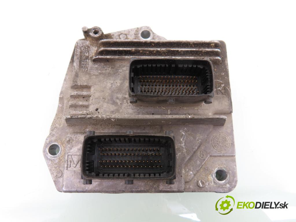 OPEL ZAFIRA B (A05) MINIVAN 2006 69,00 1.6 CNG - Z 16 YNG 1598,00 řídící jednotka motora 28023583