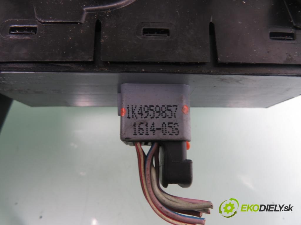 SEAT ALTEA (5P1) MINIVAN 2004 75,00 1.6 102 1595,00 Panel ovládania okien 1K4959857 ; 5P1867171A