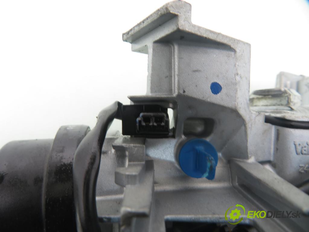 SEAT ALTEA (5P1) MINIVAN 2004 75,00 1.6 102 1595,00 spinačka 1K0905851B ; 1K0905865 (Spínacie skrinky a kľúče)