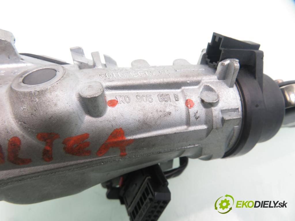 SEAT ALTEA (5P1) MINIVAN 2004 75,00 1.6 102 1595,00 spinačka 1K0905851B ; 1K0905865 (Spínacie skrinky a kľúče)