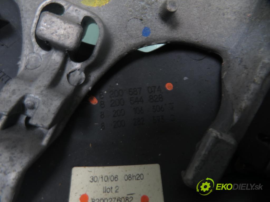 RENAULT SCENIC II (JM0/1_) MINIVAN 2006 110,00 2.0 dCi (JM1K) - M9R 700 1995,00 Volant 8200587074 ; 8200544828 ; 8200276082 (Volanty)