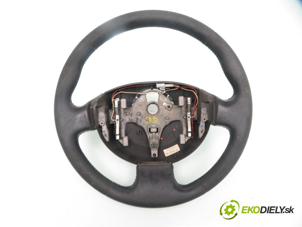 RENAULT SCENIC II (JM0/1_) MINIVAN 2006 110,00 2.0 dCi (JM1K) - M9R 700 1995,00 Volant 8200587074 ; 8200544828 ; 8200276082 (Volanty)