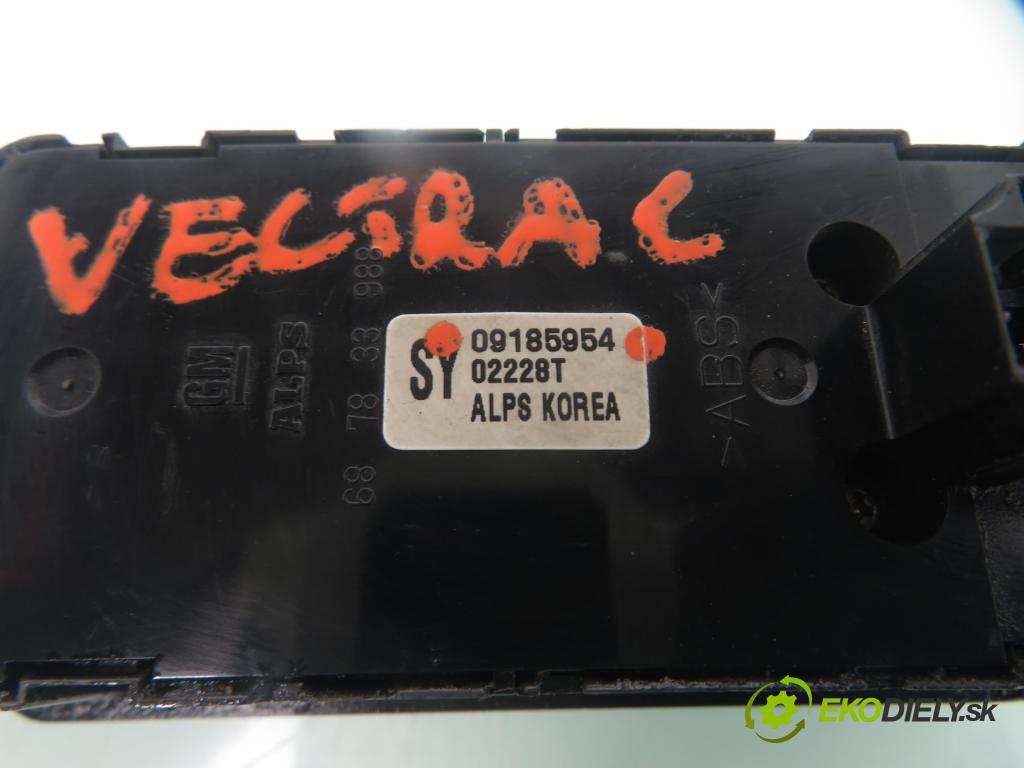 OPEL VECTRA C (Z02) LIFTBACK 2004 110,00 1.9 CDTI - Z 19 DTH 1910,00 Panel ovládania okien 09185954