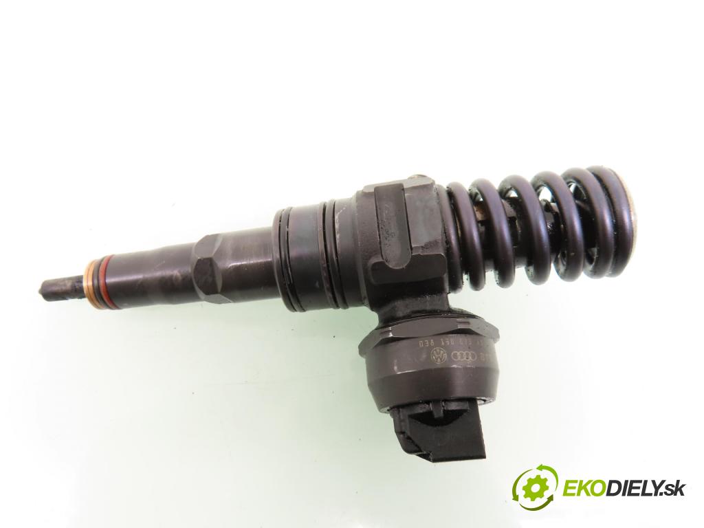 VW PASSAT B5.5 Variant (3B6) KOMBI 2001 96,00 1.9 TDI PD 130 - AVF 1896,00 Vstrekovač 038130073AK ; 0414720038 (Vstrekovače)