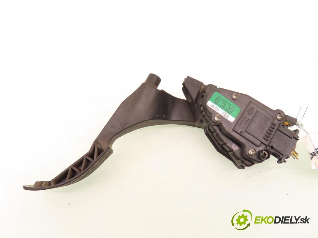 AUDI A2 (8Z0) HB 2000 55,00 1.4 - AUA 1390,00 Potenciometer plynu 8Z1721523 (Pedále)