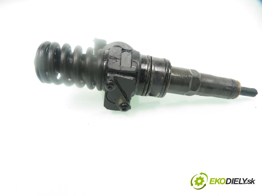 VW PASSAT B5.5 Variant (3B6) KOMBI 2001 96,00 1.9 TDI PD 130 - AVF 1896,00 Vstrekovač 038130073AK ; 0414720038 (Vstrekovače)