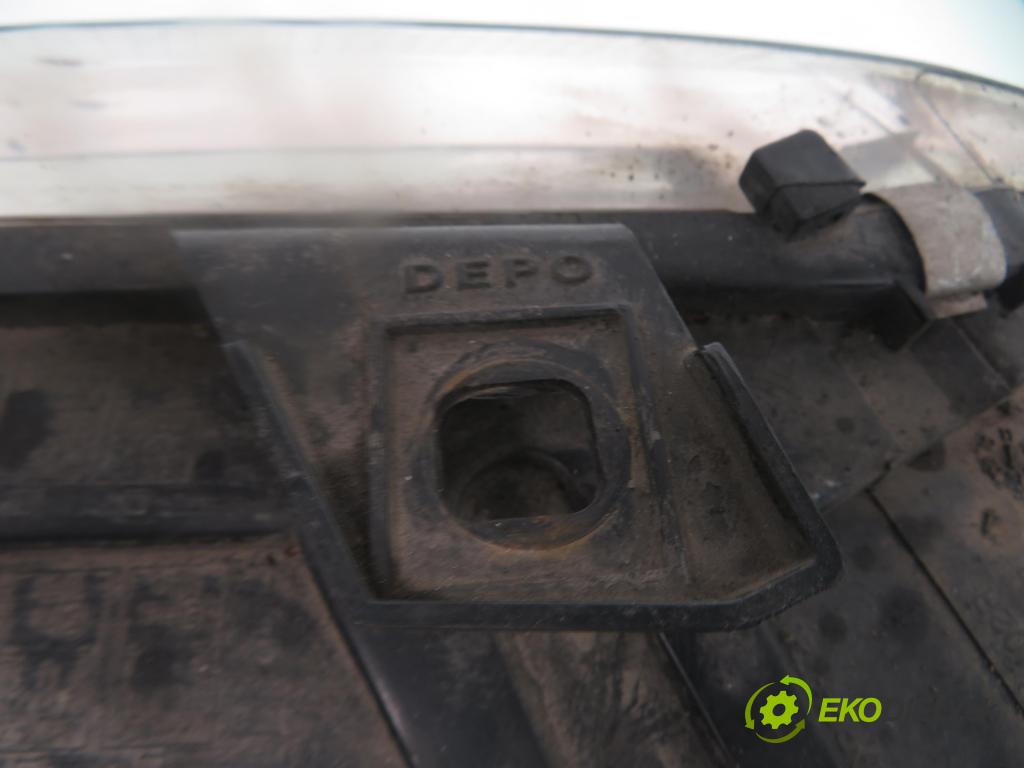 AUDI A6 Avant (4B5, C5) KOMBI 1999 81,00 1.9 TDI - AFN 1896,00 Svetlo PP 081411102R