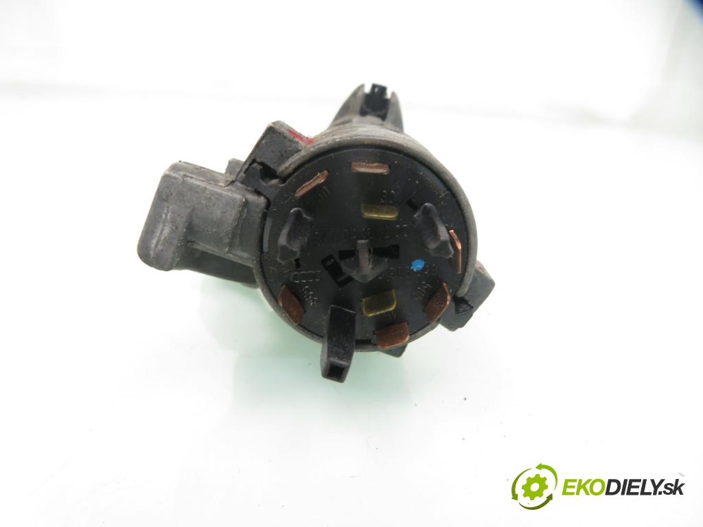 VW POLO (9N_) HB 2002 47,00 1.2 12V 64 - AZQ 1198,00 spínačka / imobilizéra IMMO / řídící jednotka 03E906033L ; 4B0905851 ; 110080124023A