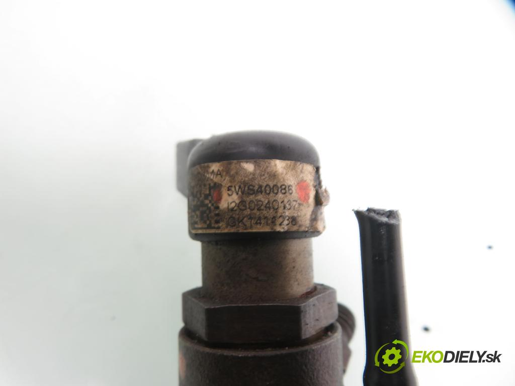 FORD FOCUS II Turnier (DA_, FFS, DS) KOMBI 2005 85,00 1.8 TDCi - KKDA 1753,00 vstrekovač 5WS40086 ; 4M5Q9F593AD (Vstrekovače)