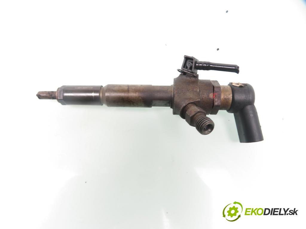 FORD FOCUS II Turnier (DA_, FFS, DS) KOMBI 2005 85,00 1.8 TDCi - KKDA 1753,00 vstrekovač 5WS40086 ; 4M5Q9F593AD (Vstrekovače)