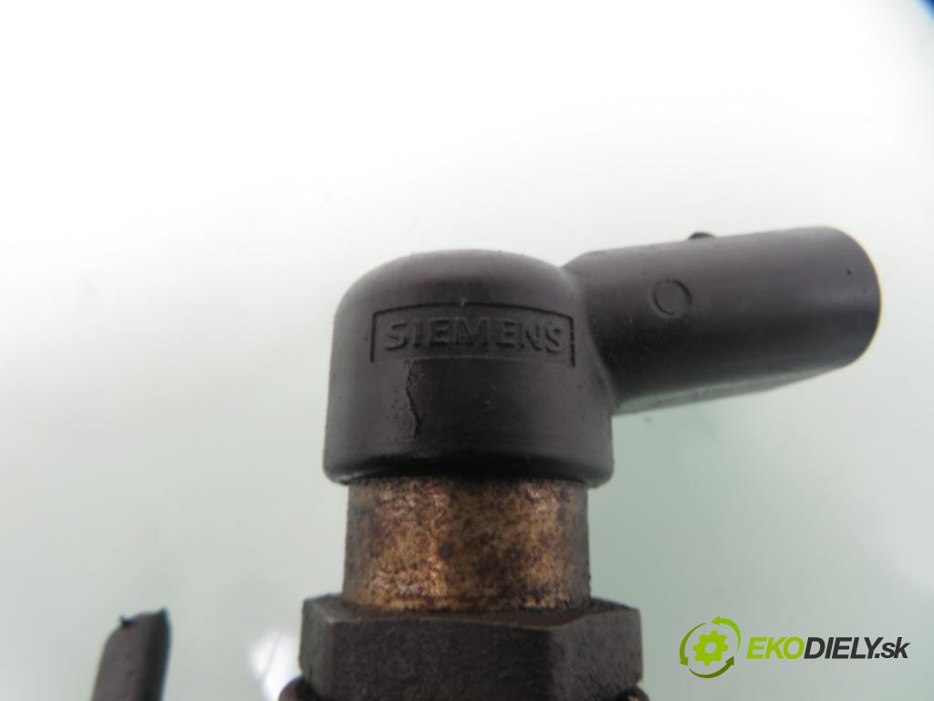 FORD FOCUS II Turnier (DA_, FFS, DS) KOMBI 2005 85,00 1.8 TDCi - KKDA 1753,00 vstrekovač 4M5Q9F593AD (Vstrekovače)