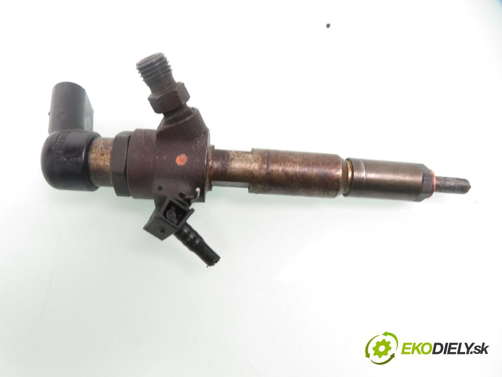 FORD FOCUS II Turnier (DA_, FFS, DS) KOMBI 2005 85,00 1.8 TDCi - KKDA 1753,00 vstrekovač 4M5Q9F593AD (Vstrekovače)