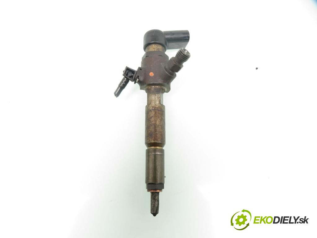 FORD FOCUS II Turnier (DA_, FFS, DS) KOMBI 2005 85,00 1.8 TDCi - KKDA 1753,00 vstrekovač 4M5Q9F593AD (Vstrekovače)