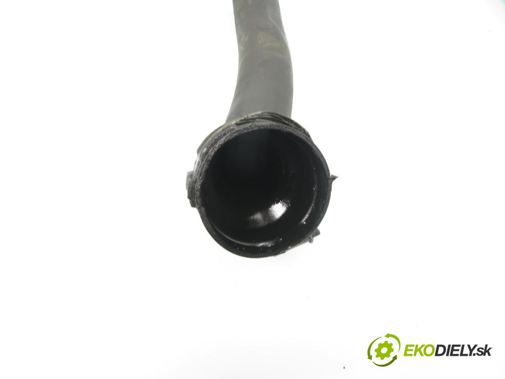 RENAULT SCENIC I (JA0/1_) CROSSOVER 2001 75,00 1.9 dCi RX4 102 - F9Q 740 1870,00 Rúra intercoolera turba 7700112334