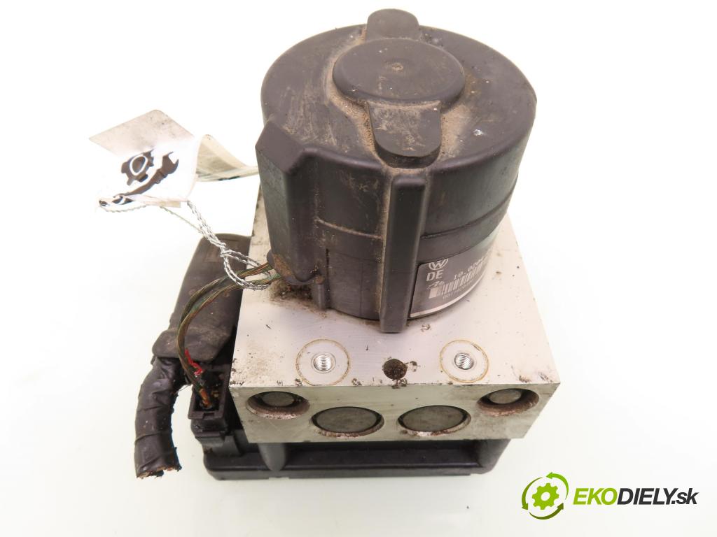 VW GOLF III (1H1) HB 1995 66,00 1.8 - ABS 1781,00 Pumpa ABS 3A0907379 ; 10020400174 (Pumpy ABS)