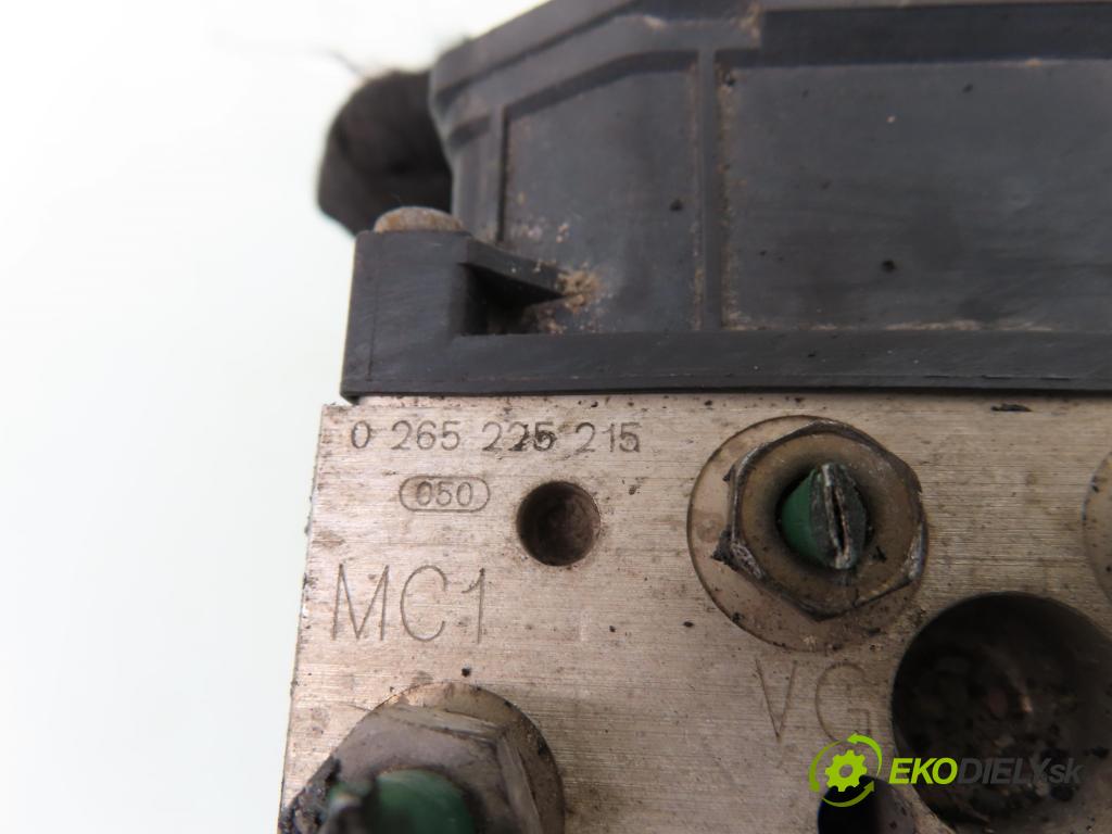 PEUGEOT 307 CC (3B) CABRIO 2003 100,00 2.0 16V 136 - RFN 1997,00 Pumpa ABS 0265950093 ; 0265225215 ; 9651800780 (Pumpa ABS)