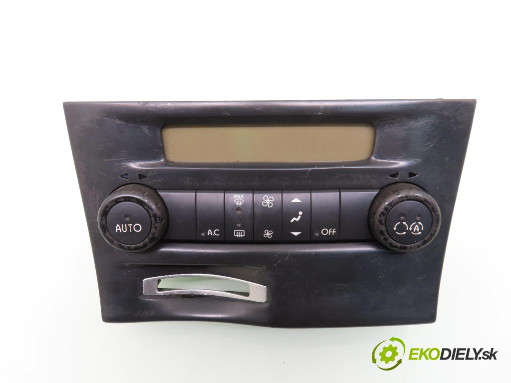 RENAULT LAGUNA II (BG0/1_) LIFTBACK 2005 99,00 2.0 16V (BG00, BG0K, BG0P, BG0W) - F4R 712 1998,00 Panel kúrenia KLIMATRONIK 8200181132D