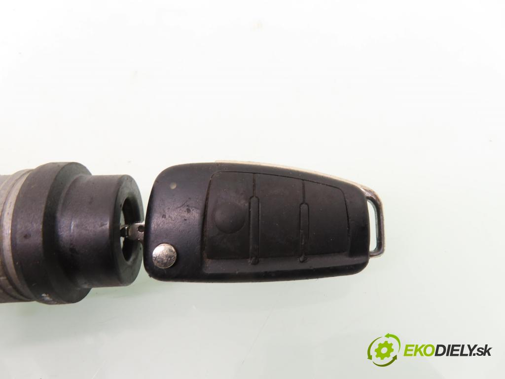 AUDI A4 (8EC, B7) SEDAN 2004 103,00 2.0 TDI - BPW 1968,00 spinačka 4B0905851N (Spínacie skrinky a kľúče)