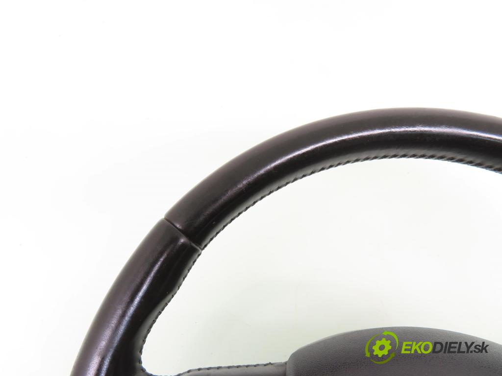 AUDI A4 (8EC, B7) SEDAN 2004 103,00 2.0 TDI - BPW 1968,00 Volant 4F0419091DB ; 4F0880201AS (Volanty)