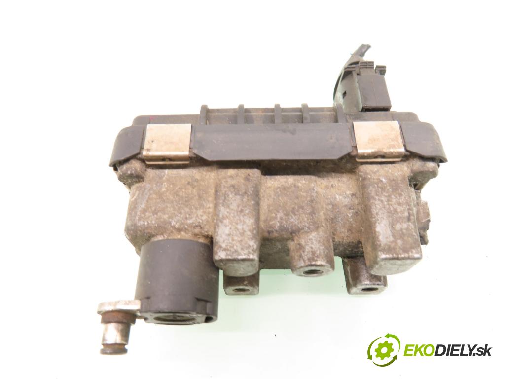 FORD FOCUS II Turnier (DA_, FFS, DS) KOMBI 2005 85,00 1.8 TDCi - KKDA 1753,00 Nastavovač turba 6NW009206 ; 752406 (Ostatné)