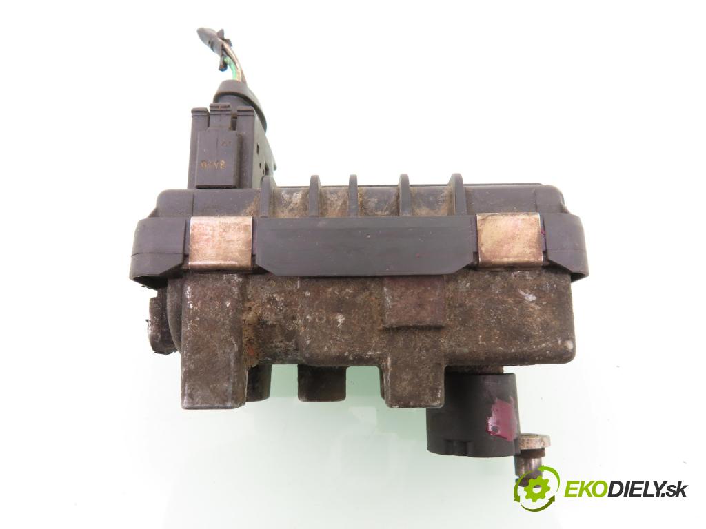 FORD FOCUS II Turnier (DA_, FFS, DS) KOMBI 2005 85,00 1.8 TDCi - KKDA 1753,00 Nastavovač turba 6NW009206 ; 752406 (Ostatné)