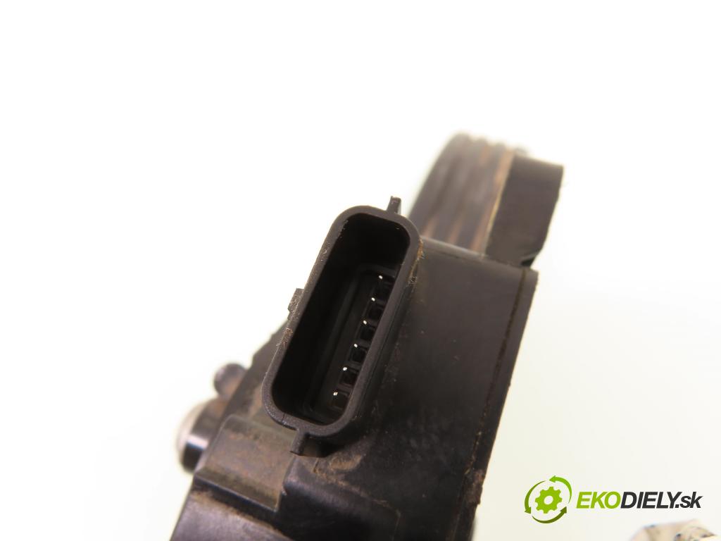 RENAULT MODUS / GRAND MODUS (F/JP0_) HB 2005 65,00 1.6 (JP0L, JP0V) - K4M 794 1598,00 Potenciometer plynu 8200139319 (Pedále)