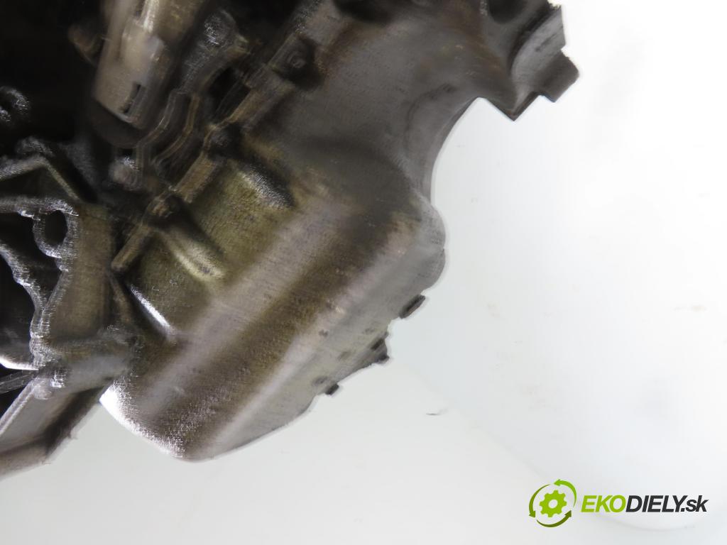 PEUGEOT 307 SW (3H) KOMBI 2004 80,00 1.6 BioFlex - NFU (TU5JP4) 1587,00 Motor benz. NFU