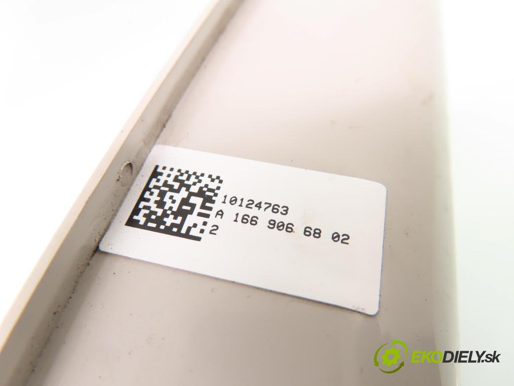 MERCEDES-BENZ GLE (W166) SUV 2015 150,00 250 d 4-matic (166.004) - OM 651.960 2143,00 osvětlení kabina A1669066802