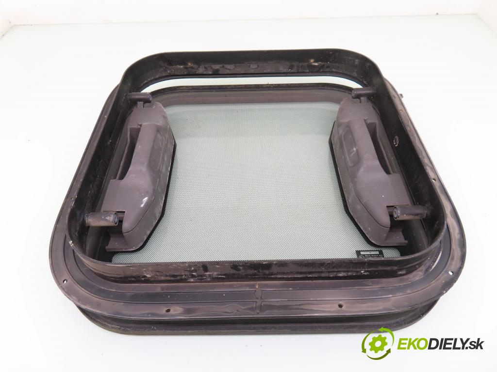 RENAULT MASTER II Skrzynia (FD) FURGON 1999 84,00 2.8 dTI - S9W 702 2799,00 střešní okno  (Okna karoserie)