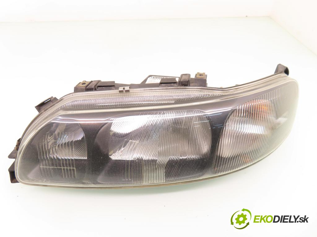VOLVO S60 I (384) SEDAN 2001 132,00 2.0 T - B 5204 T5 1984,00 Svetlo LP 8662597 ; 89004606