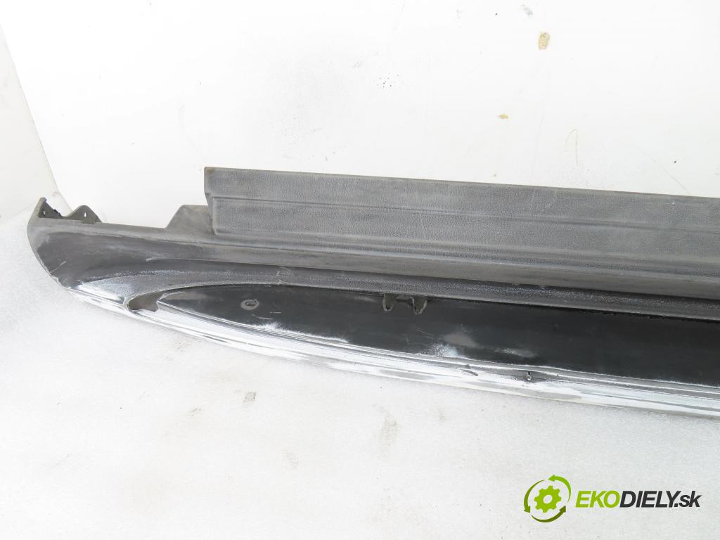 MERCEDES-BENZ GLE (W166) SUV 2015 150,00 250 d 4-matic (166.004) - OM 651.960 2143,00 Lišta prahová vonkajšia L