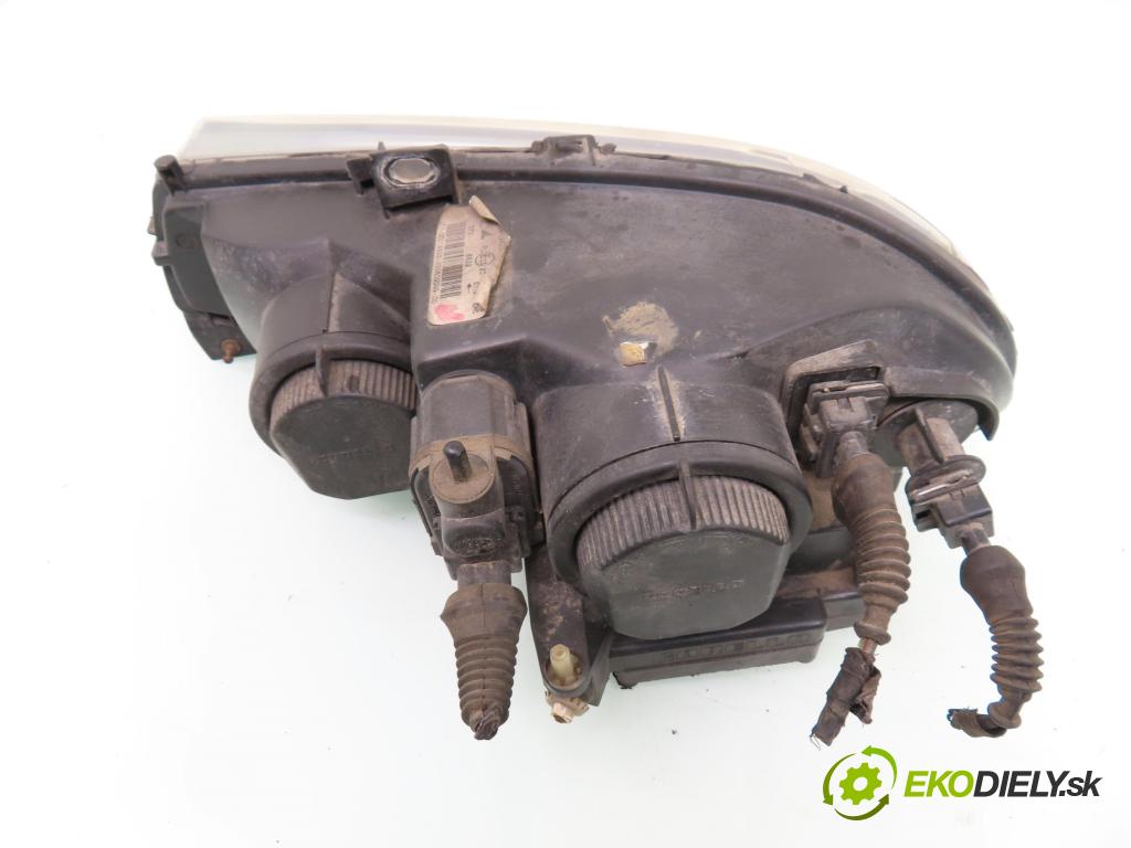 ALFA ROMEO 156 Sportwagon (932_) KOMBI 2003 122,00 2.0 JTS 166 - 937 A1.000 1970,00 Svetlo PP 606859420