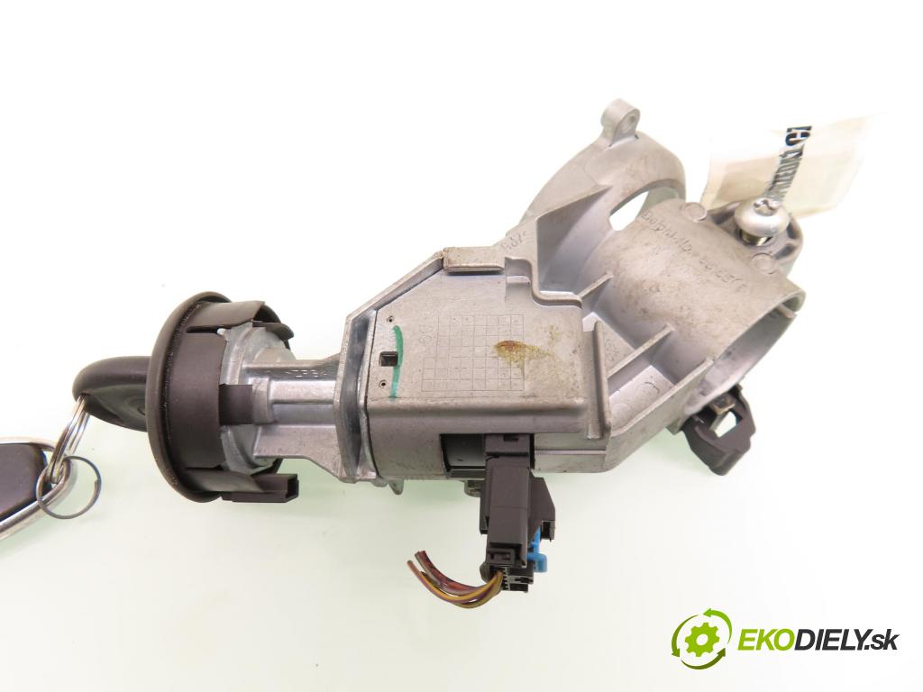 OPEL CORSA D (S07) HB 2009 55,00 1.3 CDTI - Z 13 DTJ 1248,00 spinačka 56155E (Spínacie skrinky a kľúče)