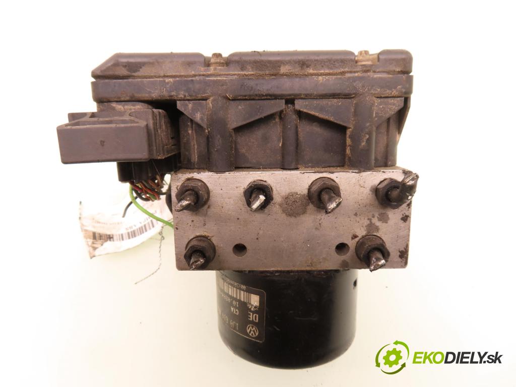 SEAT LEON (1M1) HB 2000 81,00 1.9 TDI - AHF 1896,00 Pumpa ABS 1J0907379AF ; 1J0614417A (Pumpy ABS)