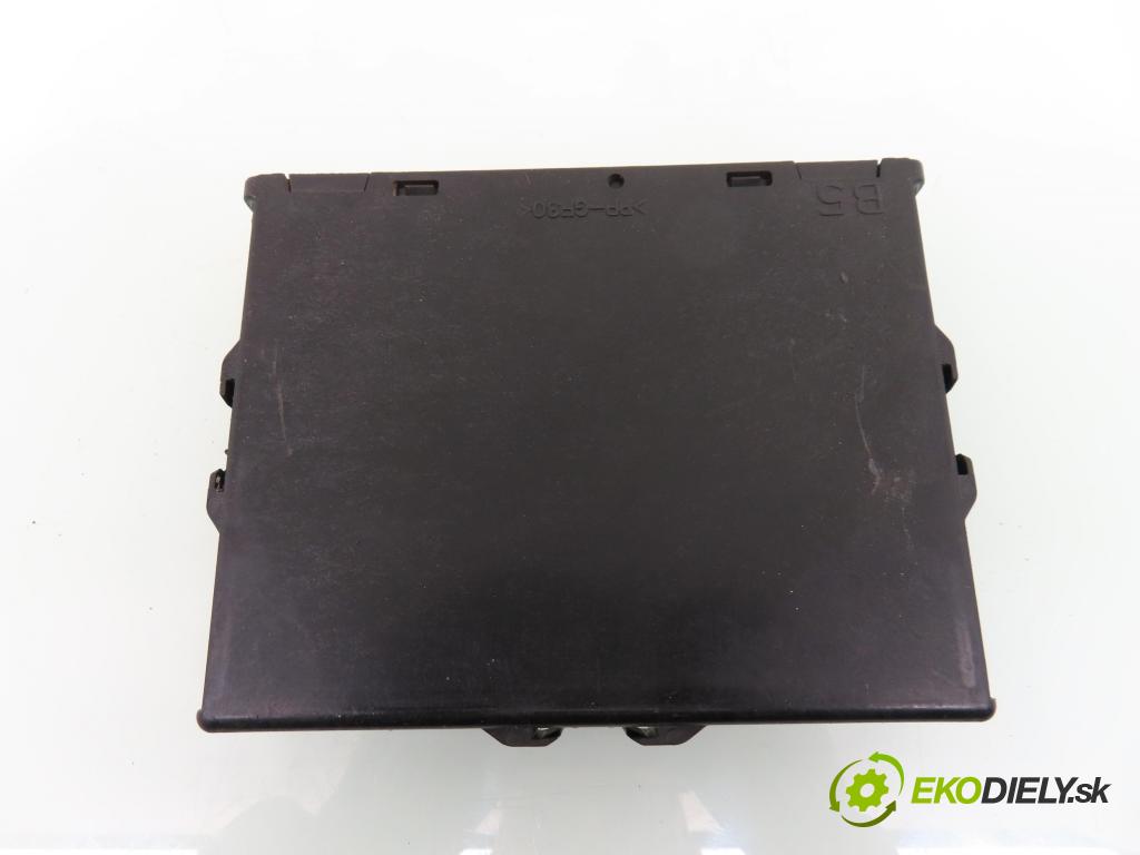 DAIHATSU YRV (M2) HB 2002 64,00 1.3 (M201) 87 - K3-VE 1298,00 Riadiaca jednotka Motor 8956097422 ; 1122000371