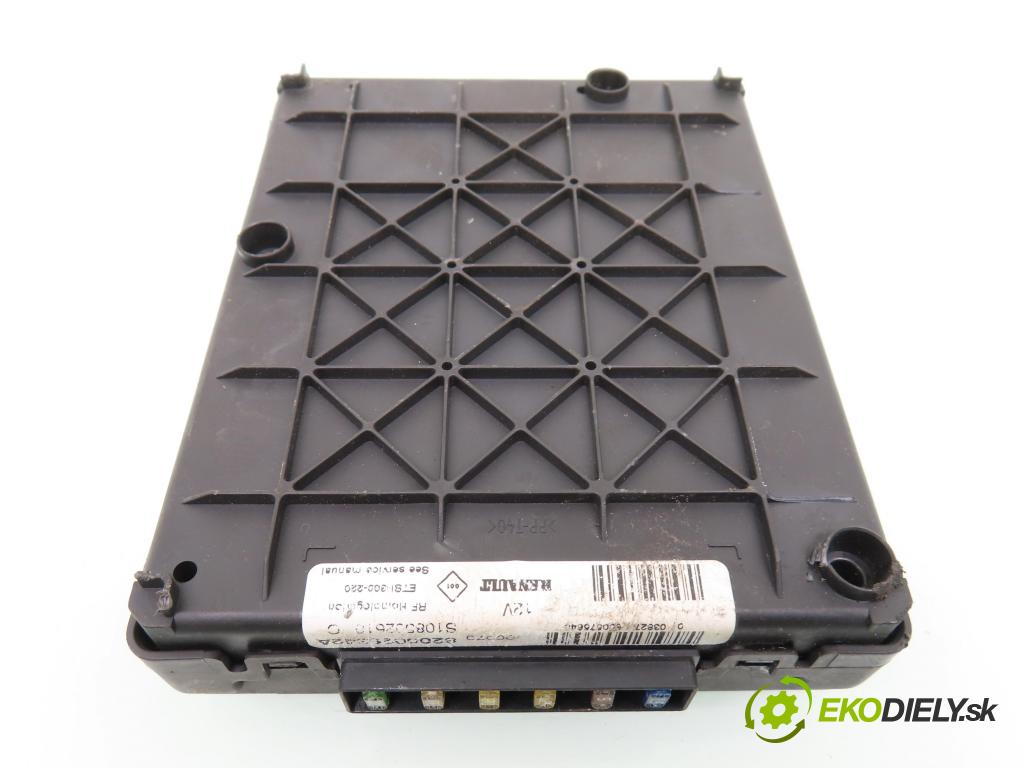 RENAULT SCENIC I (JA0/1_) MINIVAN 2000 79,00 1.6 16V 107 - K4M 700 1598,00 MODUL BSI 8200029342A ; S108502610C