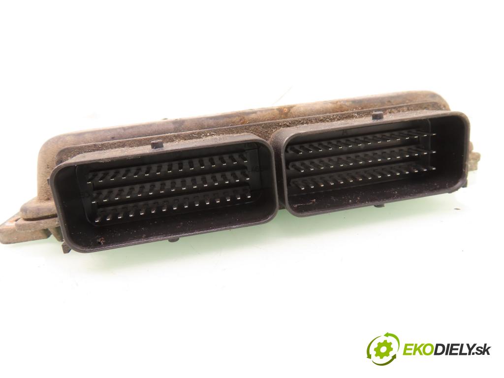RENAULT SCENIC I (JA0/1_) MINIVAN 2000 79,00 1.6 16V 107 - K4M 700 1598,00 Riadiaca jednotka Motor S110038000A