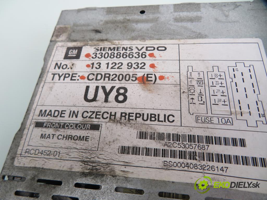 OPEL MERIVA A nadwozie wielkoprzestrzenne (MPV) (X03) MINIVAN 2004 74,00 1.7 CDTI 100 - Z 17 DTH 1686,00 RADIO CD 330886636 ; 13122932