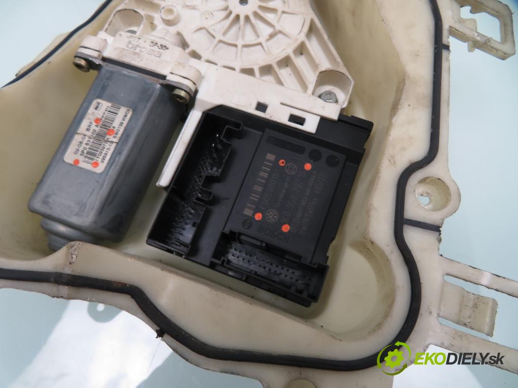 SEAT ALTEA (5P1) MINIVAN 2004 75,00 1.6 102 1595,00 Mechanizmus okien 1K0959792D ; F005S00151